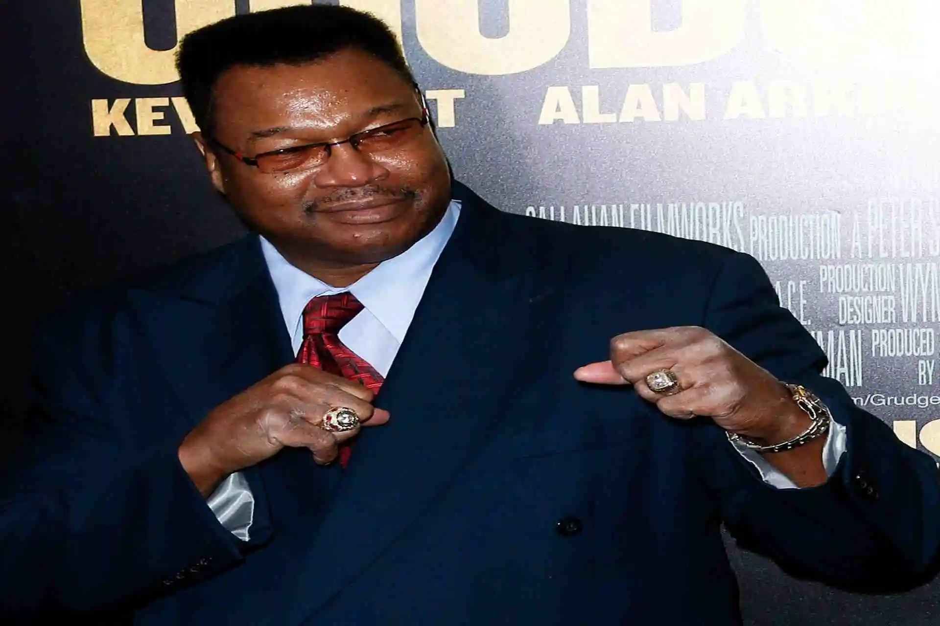 Larry Holmes Net Worth and Amazing Boxing Career Record