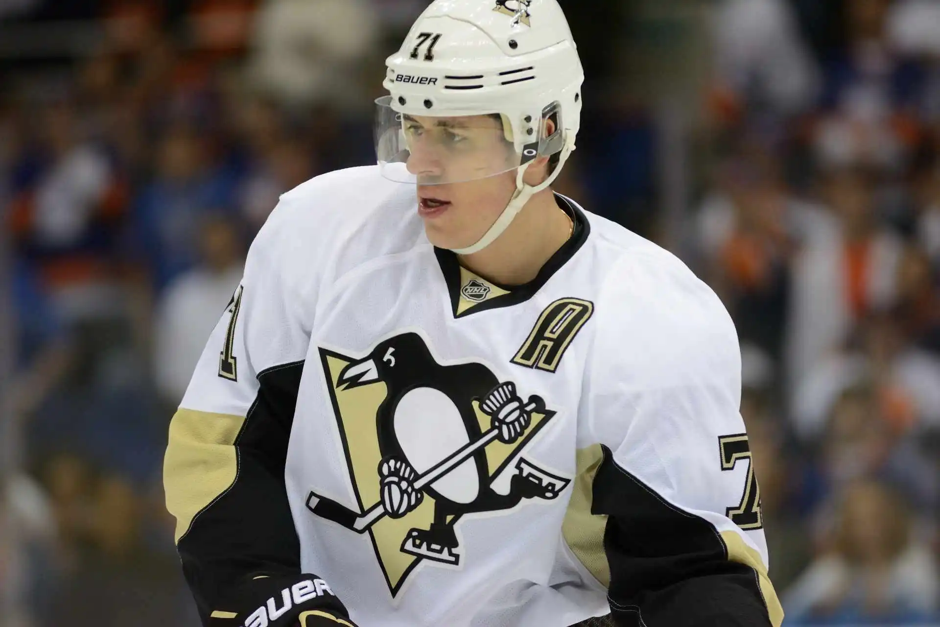 Sidney Crosby's Net Worth, Career, and Achievements